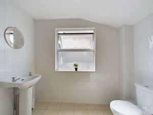 Photo 19- click for photo gallery